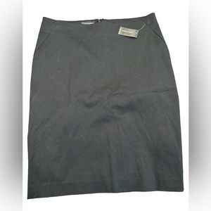 Lord &Taylor‎ Black Skirt NWT! Size 10P.